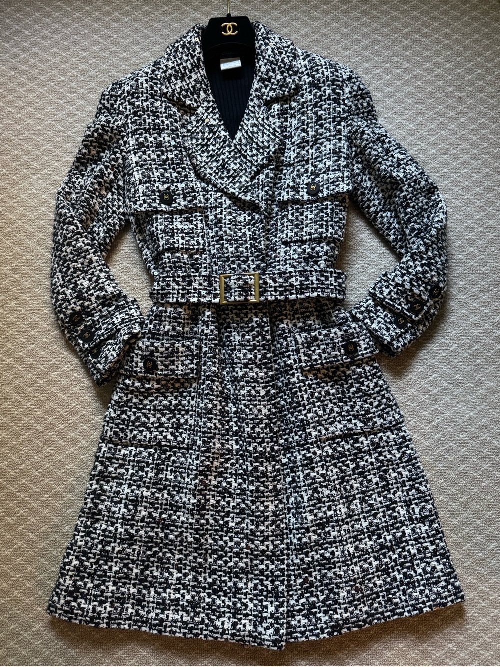 CHANEL Black and White Tweed Coat with Belt Collection 1994A FR. 36